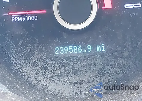 2014 Ford Mustang V6 z USA, uszkodzony, nr VIN 1ZVBP8AM5E5211979